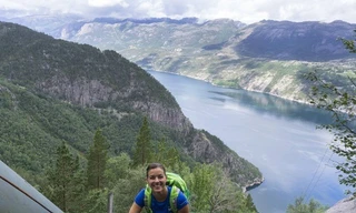 Cầu thang leo núi dài nhất thế giới, 4.444 bậc làm từ gỗ