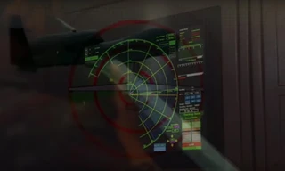 IRGC công bố video tên lửa Iran bắn hạ UAV Mỹ