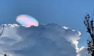 Đám mây phát sáng kỳ lạ ở Philippines