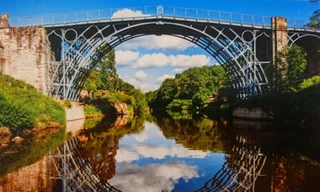 Cầu sắt lâu đời nhất thế giới