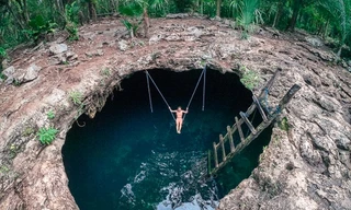 Loạt hố bơi tự nhiên ẩn dưới lòng đất ở Mexico
