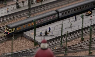 Những đoàn tàu không bao giờ trễ dù chỉ 1 giây