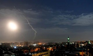 Phòng không Syria diệt gọn tên lửa kẻ thù trên bầu trời Damascus