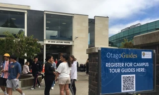 Gọi tên đại học “nhà người ta“: Tân sinh viên được “chăm tận răng” suốt tuần đầu tiên