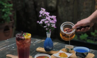 No bụng với mì xoong Bào Ngư, đã mắt ngắm hoa dã quỳ và thưởng thức trà đạo ở Đà Lạt