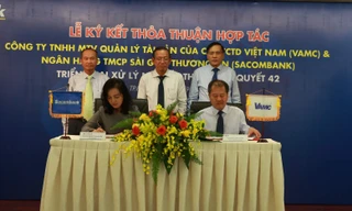 Lễ ký kết giữa Sacombank và VMAC chiều 25/9 xác lập việc xử lý nợ xấu theo nghị quyết 42 
