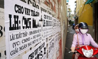 Thống đốc yêu cầu các ngân hàng ‘cấm cửa’ cán bộ tham gia ‘tín dụng đen’