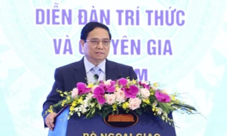 Thủ tướng: Kiều bào là những sứ giả của nước Việt, làm rạng danh nòi giống con Rồng cháu Tiên