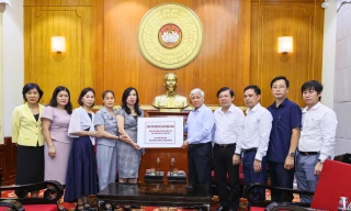 Kiều bào hỗ trợ hơn 600 triệu đồng cho đồng bào chịu ảnh hưởng của cơn bão số 3
