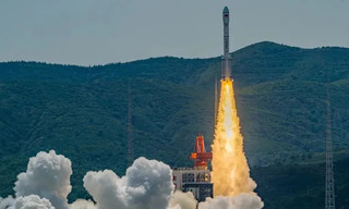 Hé lộ vệ tinh liên lạc của Trung Quốc phóng vào vũ trụ