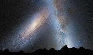 Dự đoán về vụ va chạm 'thảm khốc' giữa Dải Ngân hà và thiên hà Andromeda