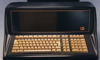 Tình cờ phát hiện máy vi tính đầu tiên trên thế giới sau hơn 50 năm 