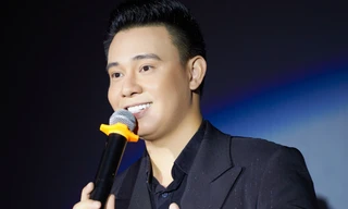 Ca sĩ Đông Hùng kể chuyện thoát nợ nần