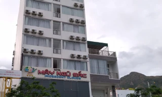 Phát hiện ba khách sạn ở Nha Trang tự ý xây vượt 76 phòng