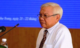 Giám đốc Sở xây dựng Khánh Hoà được cho nghỉ hưu trước tuổi