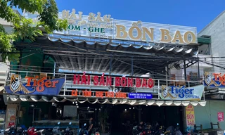 Nhà hàng ở Nha Trang đăng Facebook tìm 8 du khách ăn hải sản 'quên' trả tiền 