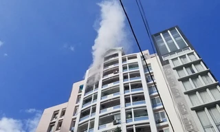 Cháy chung cư 16 tầng giữa trung tâm TP Nha Trang