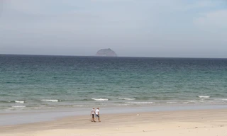 Bãi biển Bãi Dài thường xuất hiện những dòng nước xoáy rất nguy hiểm. Ảnh L.H