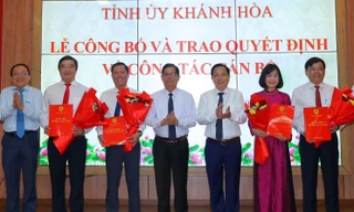 Khánh Hòa điều động, bổ nhiệm nhiều lãnh đạo cấp sở
