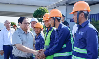 Thủ tướng phát lệnh khai thác cao tốc Cam Lâm - Vĩnh Hảo, Diễn Châu - Bãi Vọt