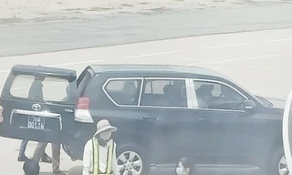 Tỉnh uỷ Phú Yên nói gì vụ Phó Bí thư dùng xe biển xanh đón sát máy bay?