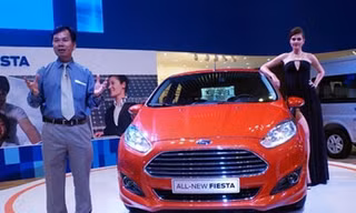 Doanh số thị trường xe hơi bất ngờ giảm nhẹ