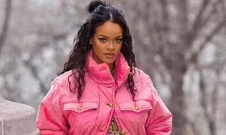 Sau khi khoe bụng bầu, Rihanna sắp tổ chức đám cưới, khách mời tham dự có cả thủ tướng?