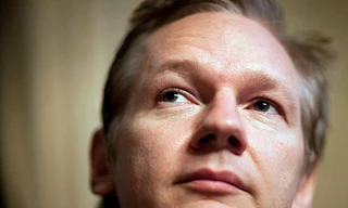 Chủ bút WikiLeaks nhận giải thưởng hòa bình