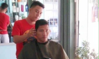 Người chuyên cắt tóc cho cầu thủ bóng đá: Anh Đức là người hoàn hảo