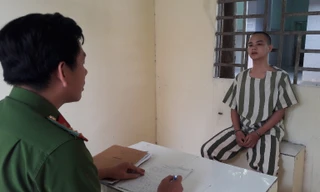 Tạm giữ đối tượng tàng trữ trái phép chất ma túy