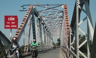 Cận cảnh cây cầu sắt lịch sử 106 năm trước ngày “khai tử”