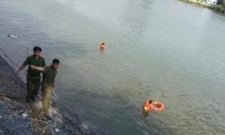 Rủ nhau tắm sông, 3 học sinh mất tích