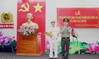 Công bố quyết định của Bộ trưởng Công an về công tác cán bộ