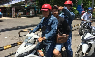 Hai cô gái bị thanh niên 'mạng' lừa lấy xe máy