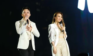 Vừa kết hôn, Phan Mạnh Quỳnh bị Mỹ Tâm ngượng ngùng giữ khoảng cách trong liveshow 