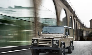 Land Rover Defender bản đặc biệt lộ diện