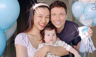 Hoàng Oanh kể chuyện hôn nhân với chồng Tây soái ca và cuộc sống "bỉm sữa" ở Singapore