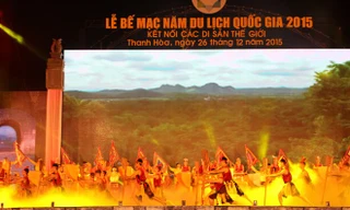 Hình ảnh Lễ bế mạc Năm du lịch Quốc gia 2015 - Thanh Hóa. Ảnh: Hoàng Lam