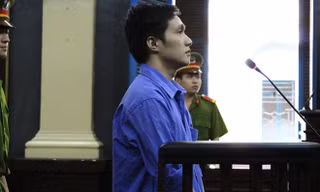 Bị cáo tại phiên tòa. Ảnh T.Châu