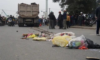 Nhân viên gara lái thử xe của khách cán chết người