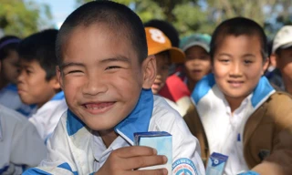 Đắk Nông: Học trò các xã vùng sâu nhận 96.000 ly sữa