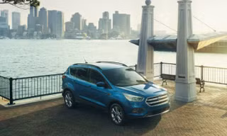 Ford Escape 2017 là 'con lai' giữa EcoSport và Everest?