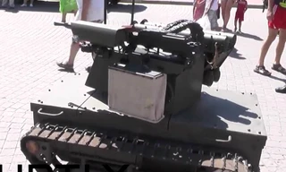 [VIDEO] Nga khoe robot chiến đấu tối tân Platform-M