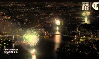 Pháo hoa rực sáng Sydney chào đón năm mới 2016
