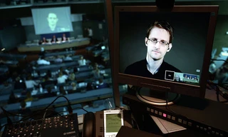 Cựu nhân viên tình báo Mỹ Edward Snowden. Ảnh: AFP