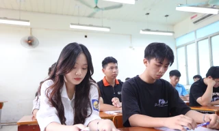 Hơn 1 triệu thí sinh tự tin làm thủ tục thi tốt nghiệp THPT 