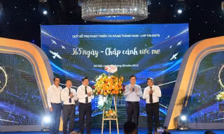 365 ngày chắp cánh tài năng Thành Nam 