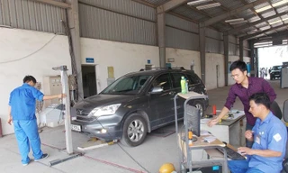 Một trung tâm đăng kiểm của Cục Đăng kiểm Việt Nam tại Hà Nội. Ảnh: Anh Trọng