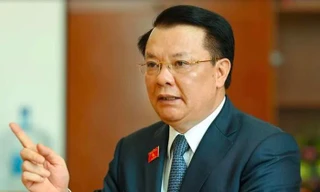 Bí thư Đinh Tiến Dũng phát biểu tại hội nghị