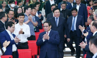 Thủ tướng chủ trì Hội nghị xúc tiến đầu tư vùng Tây Nguyên